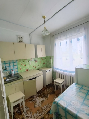 Продажа квартиры 1-комн.<br /> по адресу 646830 рп. Нововаршавка, рп. Нововаршавка, ул. Красный Путь, 11