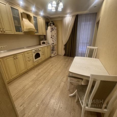 Продажа квартиры 2-комн.<br /> по адресу 644020 г. Омск,  ул. Серова, 18А