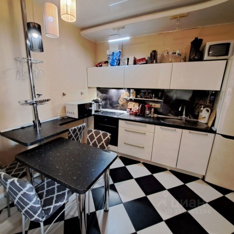 Продажа квартиры 2-комн.<br /> по адресу 644112 г. Омск,  ул. Степанца, 2