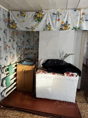 Продажа дома<br /> по адресу 646176 рп. Красный Яр, Любинский р-н, рп. Красный Яр, ул. Тарская, 18