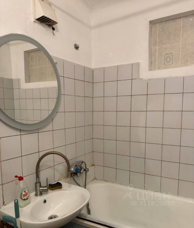 Продажа квартиры 2-комн.<br /> по адресу 644042 г. Омск,  проезд. Спортивный, 4