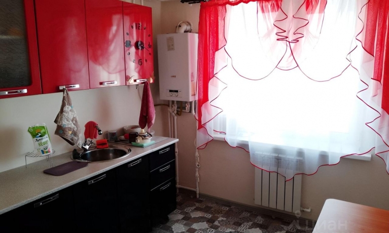 Продажа квартиры 1-комн.<br /> по адресу 646806 с. Карповка, с. Карповка, ул. Советская, 18