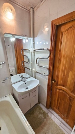 Продажа квартиры 3-комн.<br /> по адресу 644030 г. Омск,  ул. Полторацкого, 52