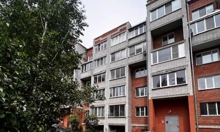 Продажа квартиры 2-комн.<br /> по адресу 644090 г. Омск,  ул. Заозерная, 17 к1