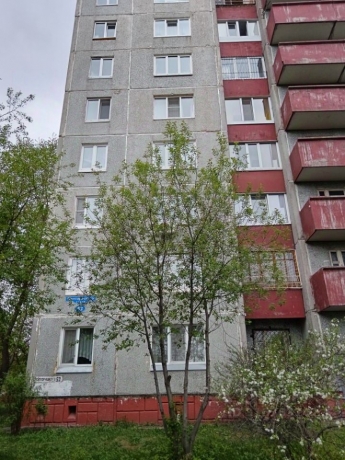 Продажа квартиры 3-комн.<br /> по адресу 644030 г. Омск,  ул. Полторацкого, 52