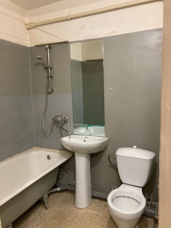 Продажа квартиры 1-комн.<br /> по адресу 644122 г. Омск,  ул. Волховстроя, 18