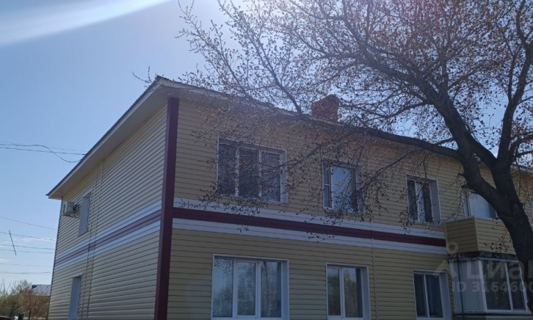 Продажа квартиры 3-комн.<br /> по адресу 646760 рп. Павлоградка, рп. Павлоградка, ул. Целинная, 8