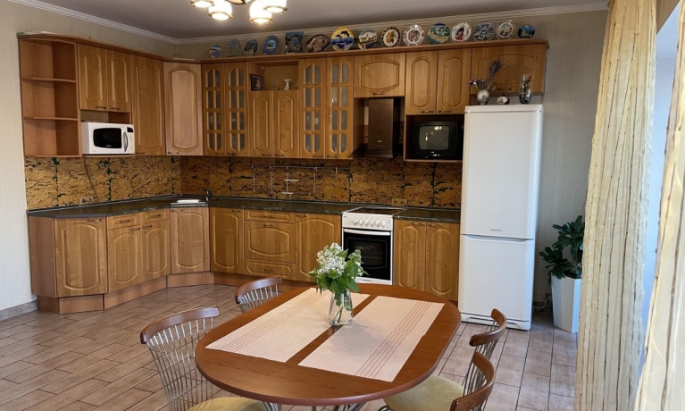Продажа квартиры 3-комн.<br /> по адресу 644071 г. Омск,  ул. Шебалдина, 199