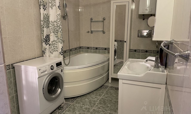 Продажа квартиры 3-комн.<br /> по адресу 644071 г. Омск,  ул. Шебалдина, 199