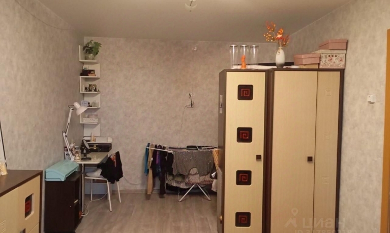 Продажа квартиры 1-комн.<br /> по адресу 646160 рп. Любинский, рп. Любинский, ул. МОПРА, 112