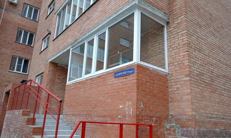 Продажа квартиры 2-комн.<br /> по адресу 644027 г. Омск,  пр-кт. Космический, 20 к7