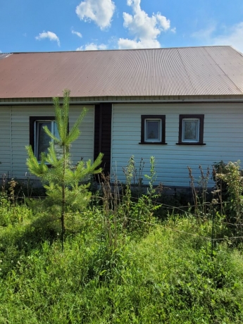 Продажа дома<br /> по адресу 646880 с. Азово, с. Азово, ул. Комсомольская, 74