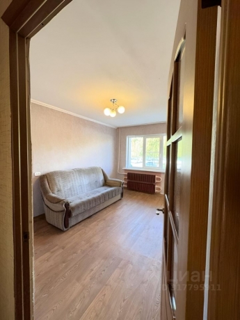 Продажа квартиры 2-комн.<br /> по адресу 644113 г. Омск,  пр-кт. Сибирский, 8