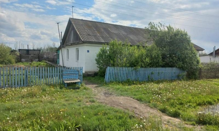 Продажа дома<br /> по адресу с. Новорождественка, Исилькульский р-н, с. Новорождественка, 