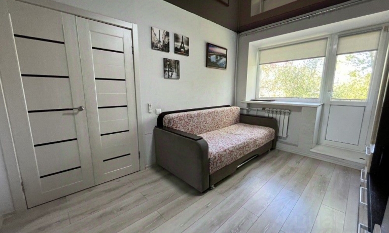 Продажа квартиры 2-комн.<br /> по адресу 644046 г. Омск,  ул. Учебная, 193Б