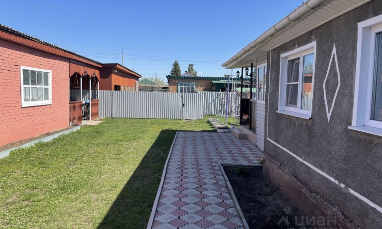 Продажа квартиры 4-комн.<br /> по адресу с. Иртыш, Черлакский р-н, с. Иртыш, ул. Чапаева