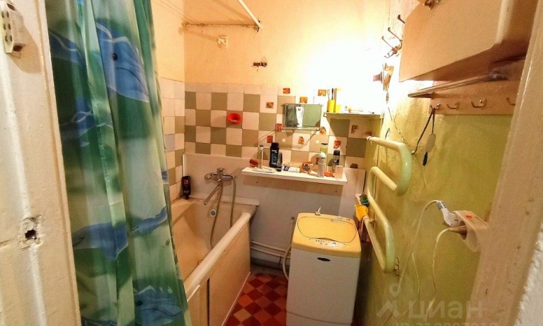 Продажа квартиры 2-комн.<br /> по адресу 644029 г. Омск,  пр-кт. Культуры, 1 к1