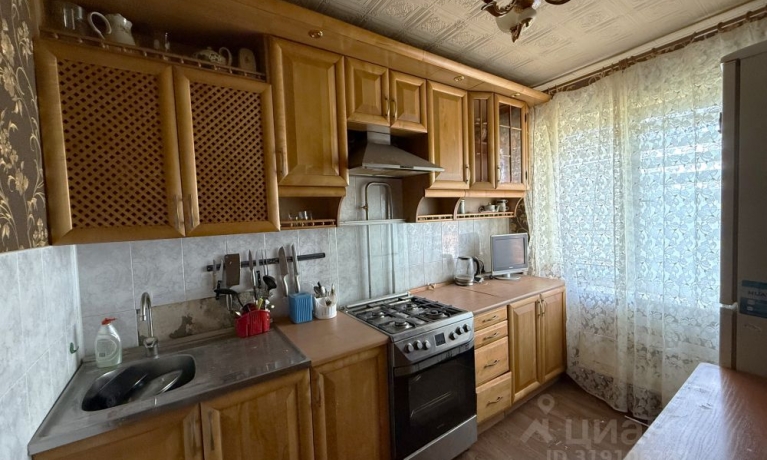 Продажа квартиры 2-комн.<br /> по адресу 644045 г. Омск,  пр-кт. Королева, 10