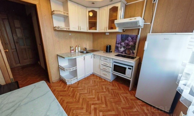 Продажа квартиры 2-комн.<br /> по адресу 644046 г. Омск,  ул. 4-я Линия, 178