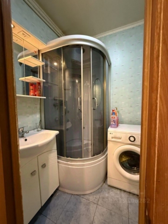 Продажа квартиры 2-комн.<br /> по адресу 644045 г. Омск,  пр-кт. Королева, 10