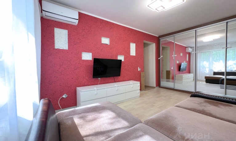 Продажа квартиры 2-комн.<br /> по адресу 644092 г. Омск,  ул. Ватутина, 2