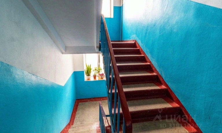 Продажа квартиры 3-комн.<br /> по адресу г. Омск,  ул. Иртышская Набережная, 15а