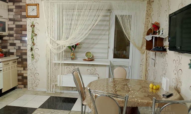 Продажа квартиры 4-комн.<br /> по адресу 644069 г. Омск,  ул. 16-я Северная, 150 к1