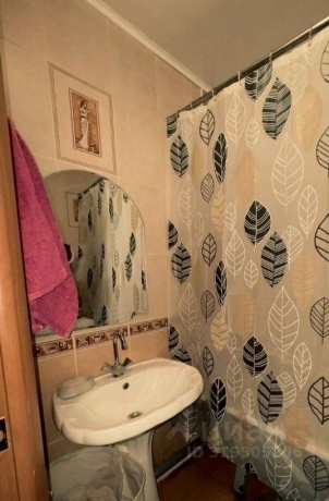 Продажа квартиры 2-комн.<br /> по адресу 644045 г. Омск,  пр-кт. Королева, 10В