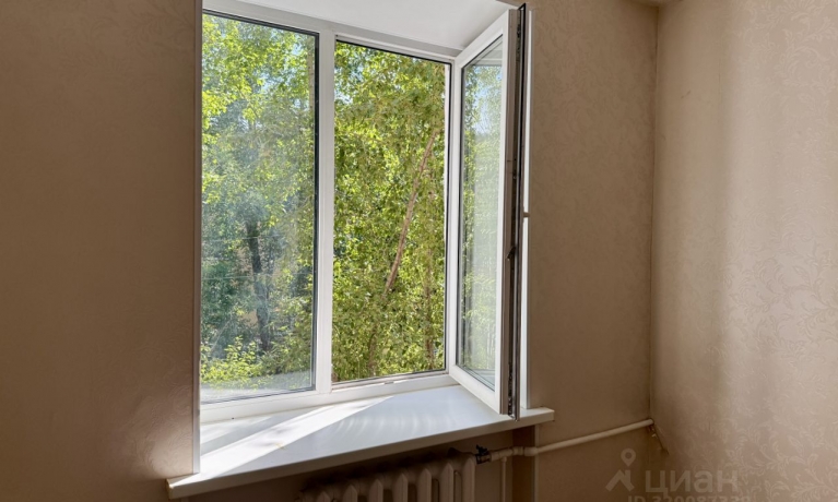 Продажа квартиры 2-комн.<br /> по адресу 644029 г. Омск,  пр-кт. Культуры, 11