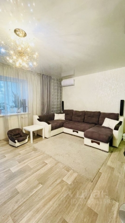 Продажа квартиры 3-комн.<br /> по адресу 644044 с. Троицкое, Омский р-н, с. Троицкое, б-р. Школьный, 2