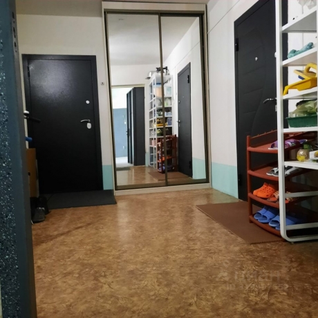 Продажа квартиры 2-комн.<br /> по адресу 644109 г. Омск,  пр-кт. Сибирский, 45/1