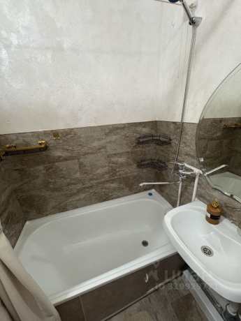 Продажа квартиры 2-комн.<br /> по адресу 644065 г. Омск,  ул. Энергетиков, 63 к1