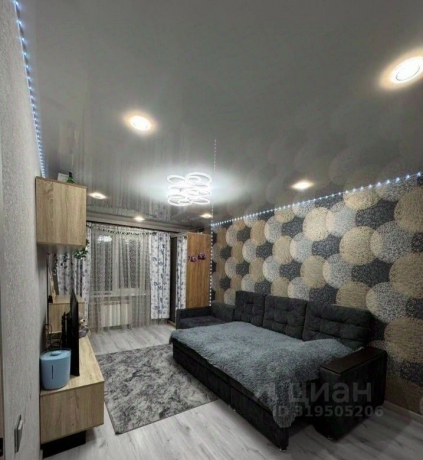 Продажа квартиры 2-комн.<br /> по адресу 644045 г. Омск,  пр-кт. Королева, 10В