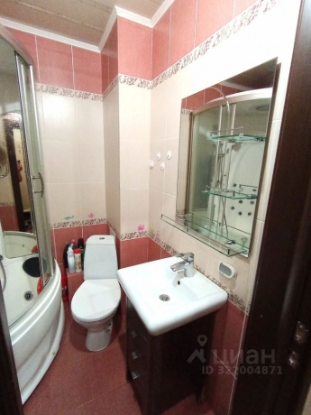 Продажа квартиры 1-комн.<br /> по адресу г. Омск,  ул. 70 лет Октября, 15