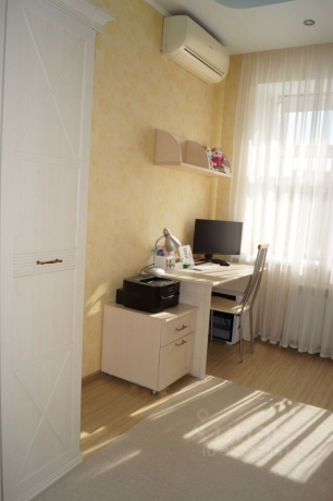 Продажа квартиры 2-комн.<br /> по адресу г. Омск,  ул. Учебная, 86