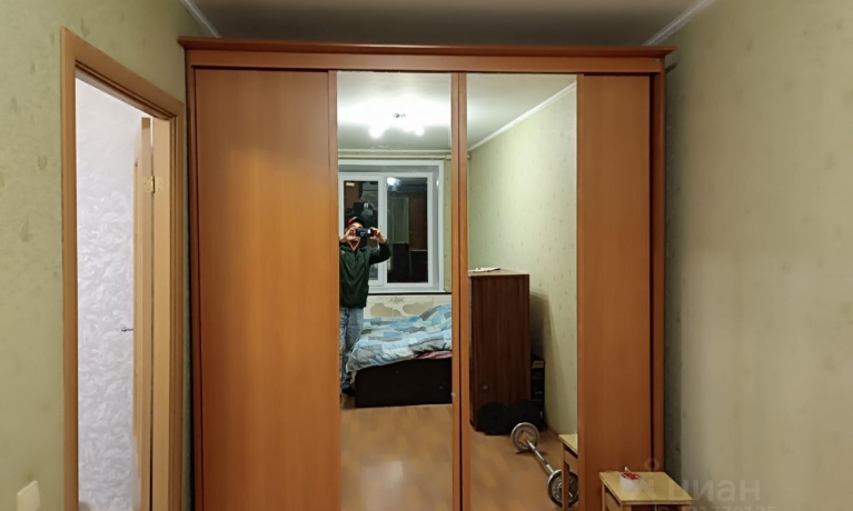 Продажа квартиры 2-комн.<br /> по адресу г. Омск,  пл. Ленинградская, 1