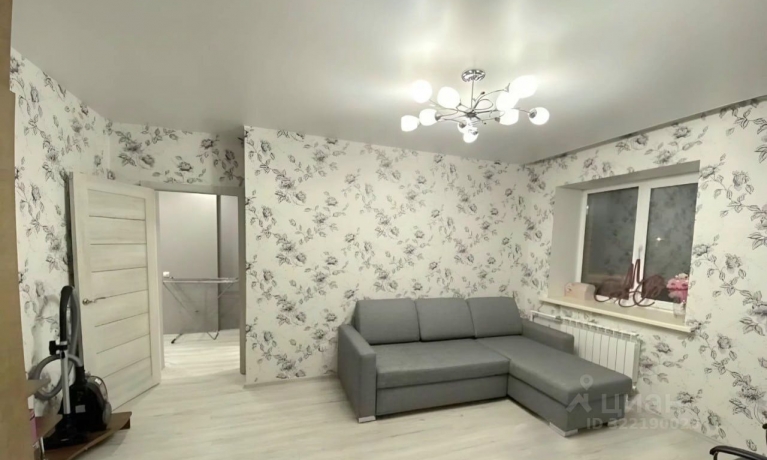 Продажа квартиры 1-комн.<br /> по адресу г. Омск,  ул. 3-я Енисейская, 32 к3
