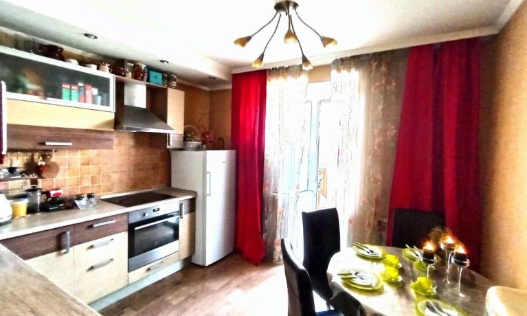 Продажа квартиры 1-комн.<br /> по адресу г. Омск,  ул. 70 лет Октября, 15