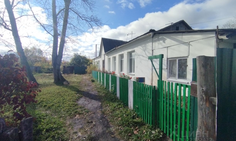 Продажа квартиры 2-комн.<br /> по адресу рп. Горьковское, рп. Горьковское, ул. Маяковского, 6