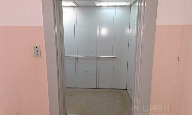 Продажа квартиры 1-комн.<br /> по адресу г. Омск,  ул. 2-я Поселковая, 18