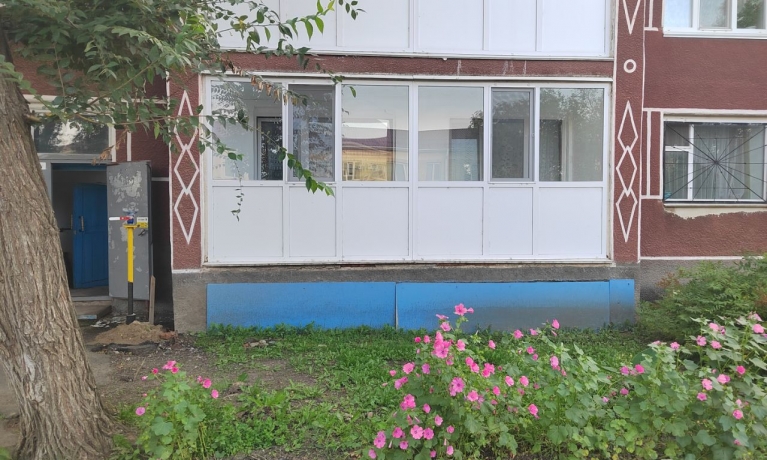 Продажа квартиры 2-комн.<br /> по адресу с. Одесское, с. Одесское, ул. Октябрьская, 24