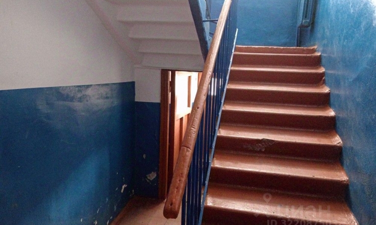 Продажа квартиры 2-комн.<br /> по адресу г. Калачинск, г. Калачинск, пер. Орловский, 41