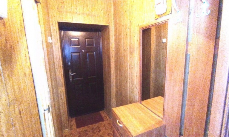 Продажа квартиры 2-комн.<br /> по адресу г. Калачинск, г. Калачинск, пер. Орловский, 41