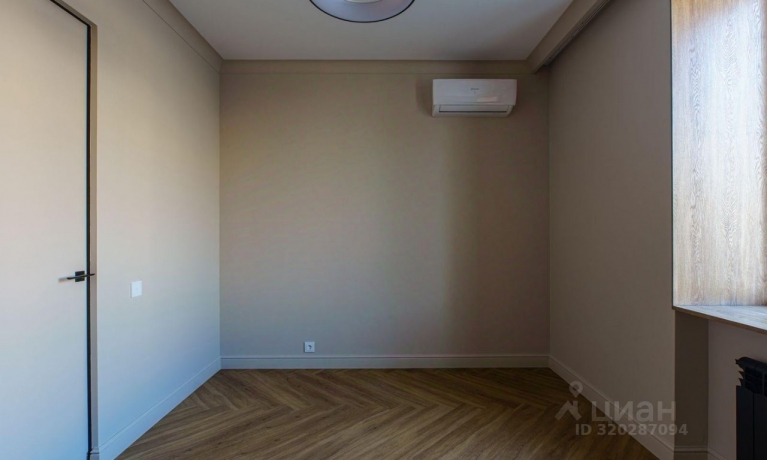 Продажа квартиры 3-комн.<br /> по адресу г. Омск,  пр-кт. Карла Маркса, 10