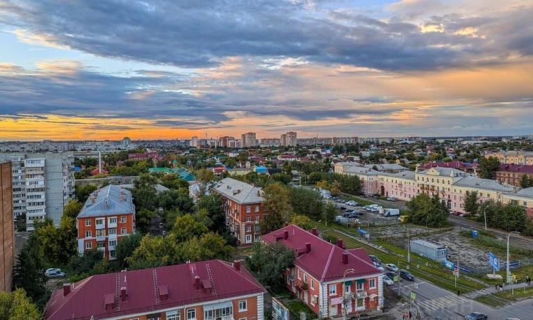 Продажа квартиры 2-комн.<br /> по адресу г. Омск,  ул. Масленникова, 82