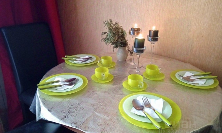 Продажа квартиры 1-комн.<br /> по адресу г. Омск,  ул. 70 лет Октября, 15