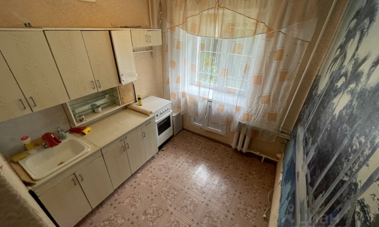 Продажа квартиры 1-комн.<br /> по адресу г. Омск,  ул. Молодогвардейская, 7