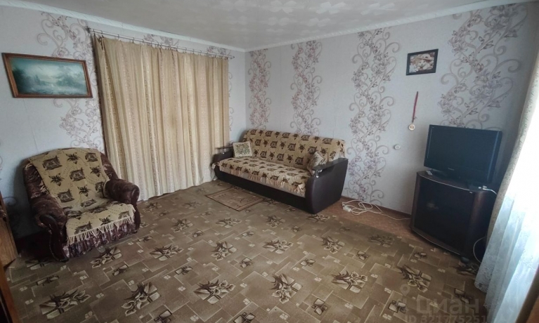 Продажа квартиры 2-комн.<br /> по адресу с. Одесское, с. Одесское, ул. Октябрьская, 24