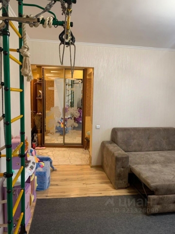 Продажа квартиры 2-комн.<br /> по адресу г. Омск,  ул. Омская, 195