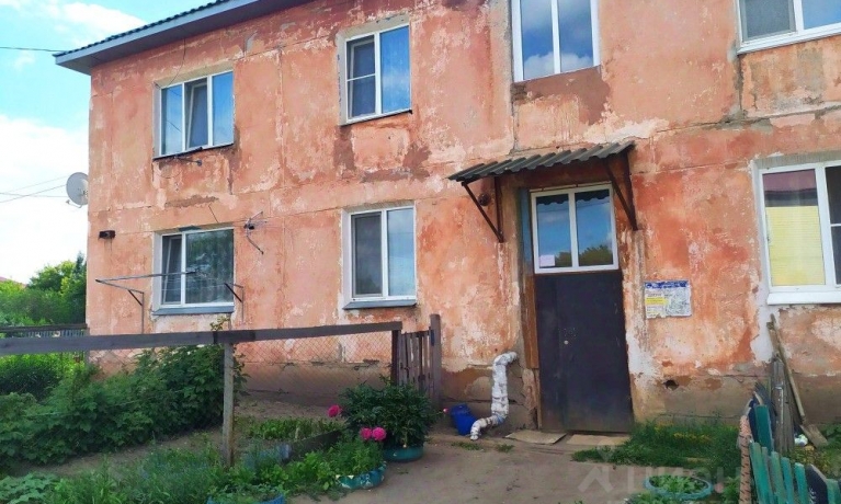 Продажа квартиры 1-комн.<br /> по адресу п. Новоомский, п. Новоомский, ул. Целинная, 3